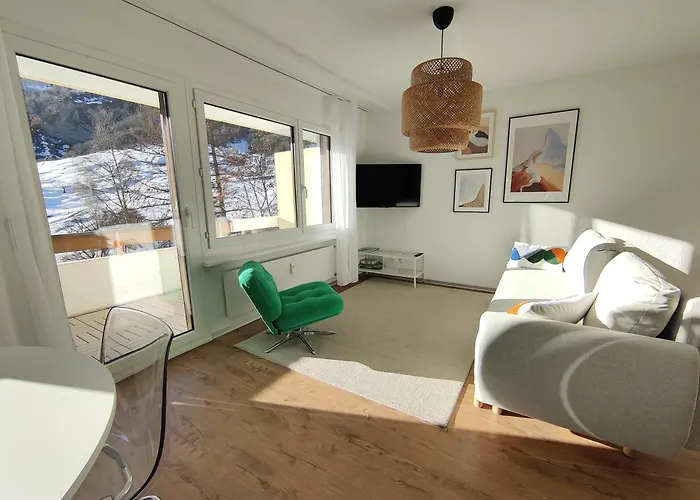 Apartment Big Studio, Just Renovated, Great Views, With Free Parking