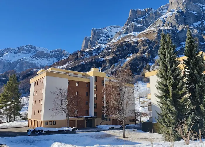 Appartement Big Studio, Just Renovated, Great Views, With Free Parking