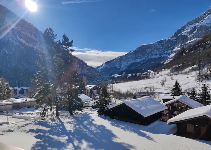 Big Studio, Just Renovated, Great Views, With Free Parking Appartement *